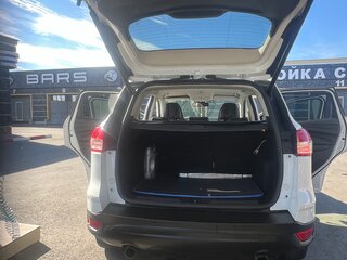 2016 Ford Kuga II, белый, 1600000 рублей, вид 4