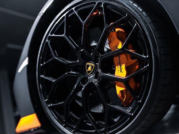 2020 Lamborghini Huracán I Рестайлинг, серый - вид 18