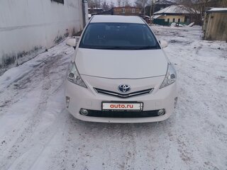 2013 Toyota Prius Alpha I (ZVW40/41), белый, 1350000 рублей, вид 1