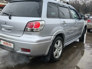 2004 Mitsubishi Outlander I, серебристый, 700000 рублей, вид 3