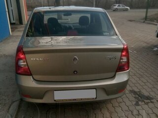 2010 Renault Logan I Рестайлинг, бежевый, 620000 рублей, вид 4