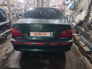 1999 Toyota Avensis I, зелёный, 500000 рублей, вид 2