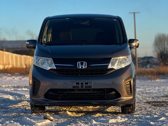 2018 Honda Stepwgn V Рестайлинг, серый, 2249000 рублей - вид 2