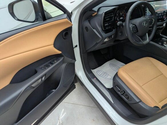 2026 Lexus RX 300 V, белый, 8499000 рублей - вид 12