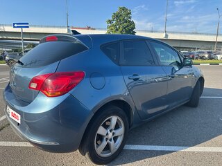 2014 Opel Astra J Рестайлинг, синий, 560000 рублей, вид 5
