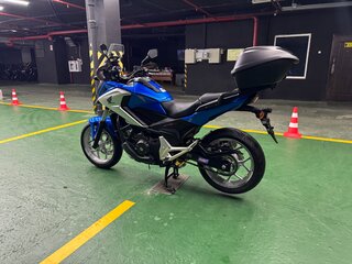 2017 Honda NC 750X, синий, 855000 рублей, вид 5