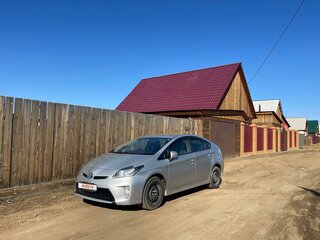 2014 Toyota Prius III Рестайлинг (XW30), серый, 1250000 рублей, вид 1