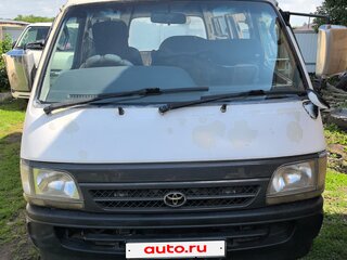 2004 Toyota Regius Ace H200, белый, 650000 рублей, вид 1