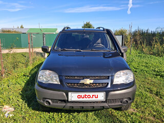 2015 Chevrolet Niva I Рестайлинг, чёрный, 750000 рублей, вид 1