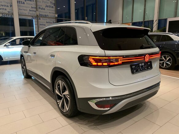 2022 Volkswagen ID.6 Crozz, белый - вид 4
