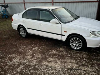 1999 Honda Civic Ferio II, белый, 305000 рублей, вид 3