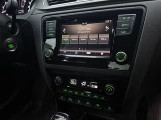 2019 Skoda Rapid I Рестайлинг, коричневый, 1818000 рублей, вид 5