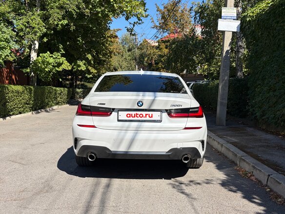 2021 BMW 3 серии 320i xDrive VII (G2x), белый, 4500000 рублей - вид 2