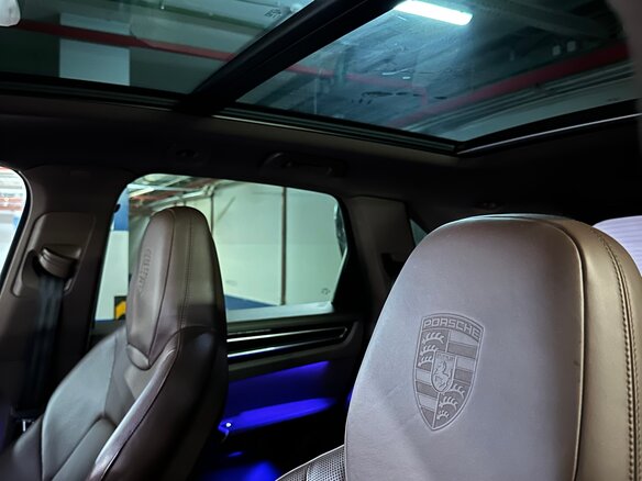 2018 Porsche Cayenne III, чёрный - вид 18