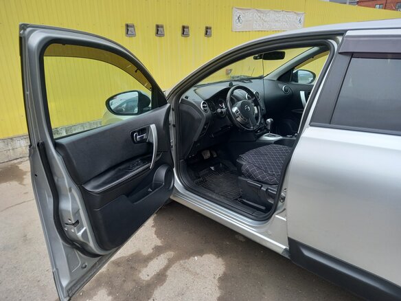 2012 Nissan Qashqai I Рестайлинг, серебристый, 1250000 рублей - вид 7