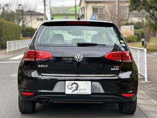 2018 Volkswagen Golf VII Рестайлинг, чёрный, 1300001 рублей, вид 4