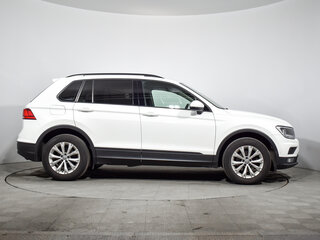 2018 Volkswagen Tiguan II, белый, 1815700 рублей, вид 5