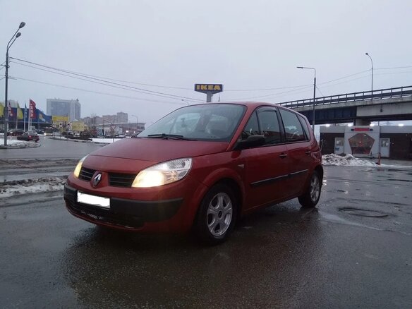 2004 Renault Scenic II, красный, 400000 рублей