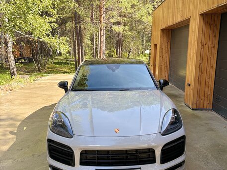 2022 Porsche Cayenne Coupé III, серый, 7800000 рублей, вид 3