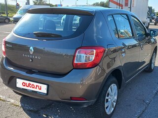 2018 Renault Sandero II Рестайлинг, коричневый, 825000 рублей, вид 4