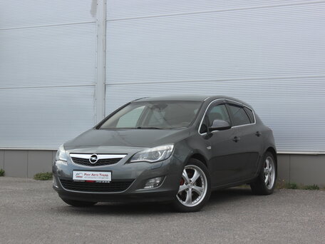 Opel Astra J