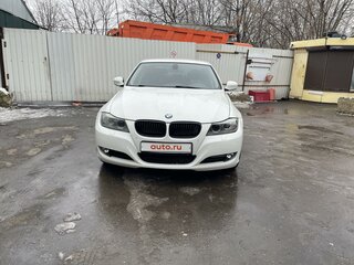 2011 BMW 3 серии 320i V (E90/E91/E92/E93) Рестайлинг, белый, 900000 рублей, вид 2