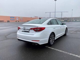 2017 Hyundai Sonata VII (LF), белый, 1600000 рублей, вид 4