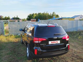 2015 Kia Sorento II Рестайлинг, чёрный, 1900000 рублей, вид 2