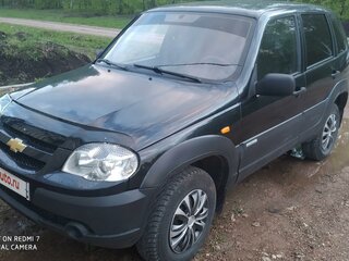 2011 Chevrolet Niva I Рестайлинг, чёрный, 400000 рублей, вид 1