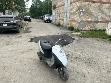 1998 Suzuki Lets 2, серебристый, 40000 рублей, вид 2