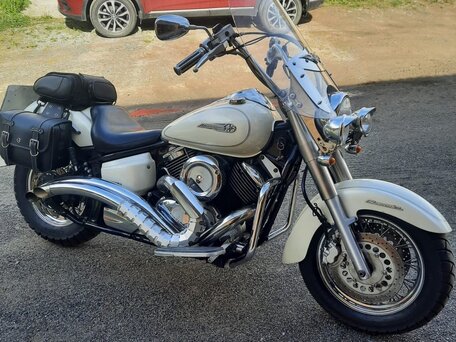 2003 Yamaha XVS1100, белый, 570000 рублей, вид 3