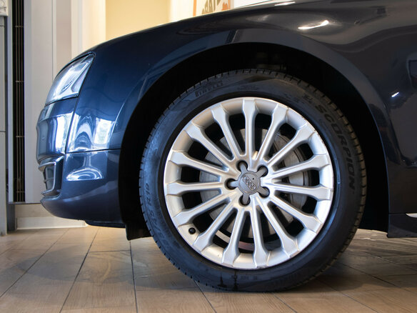 2016 Audi A8 III (D4) Рестайлинг, синий - вид 35