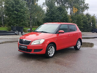 2013 Skoda Fabia II Рестайлинг, красный, 287000 рублей, вид 1
