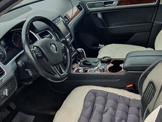 2013 Volkswagen Touareg II, серый, 2450000 рублей, вид 5