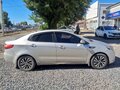2013 Kia Rio 5-speed III, серебристый, 850000 рублей - вид 1