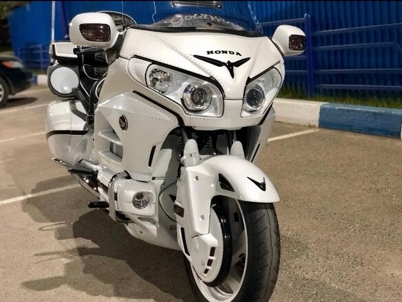 2012 Honda GL 1800 Gold Wing, белый, 1800000 рублей - вид 11