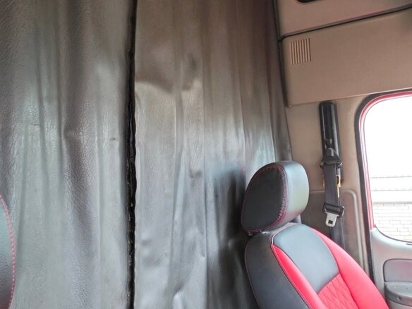2006 Freightliner Century Class, красный, 990000 рублей - вид 14
