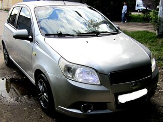 2010 Chevrolet Aveo I Рестайлинг, серебристый, 285000 рублей, вид 1