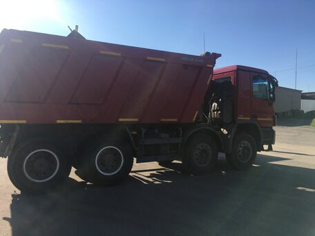 2017 Mercedes-Benz Actros, пурпурный, 7850000 рублей, вид 4