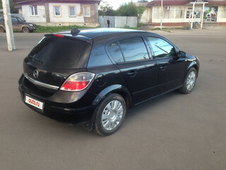 2008 Opel Astra H Рестайлинг, чёрный, 366666 рублей, вид 4