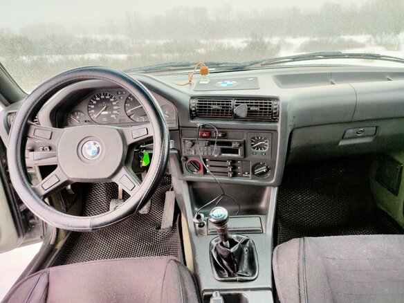 1986 BMW 3 серии 325i II (E30), зелёный, 525000 рублей - вид 5