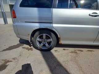 2002 Nissan Liberty, серебристый, 550000 рублей, вид 3