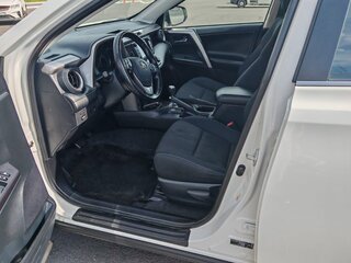 2018 Toyota RAV4 IV (XA40) Рестайлинг, белый, 1910000 рублей, вид 4