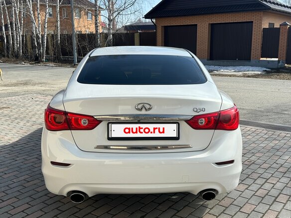 2014 Infiniti Q50 I, белый, 1780000 рублей - вид 6