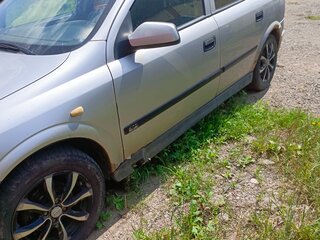2000 Opel Astra G, серебристый, 300000 рублей, вид 3