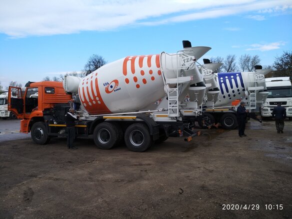 2021 КамАЗ Автобетоносмеситель, синий - вид 1
