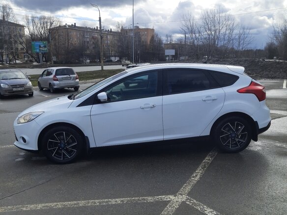 2014 Ford Focus III, белый, 700000 рублей - вид 6