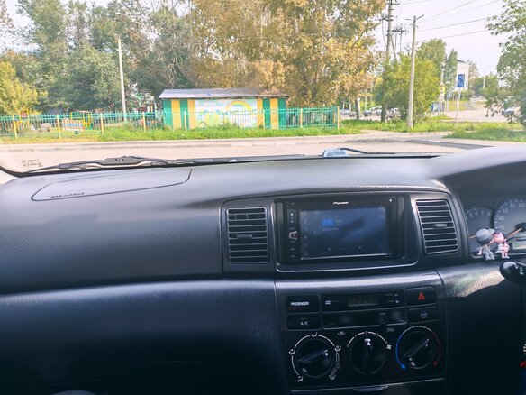 2003 Toyota Corolla Runx IX (E120, E130), серый, 530000 рублей - вид 17