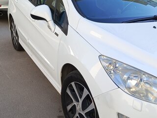 2010 Peugeot 308 I, белый, 425000 рублей, вид 2