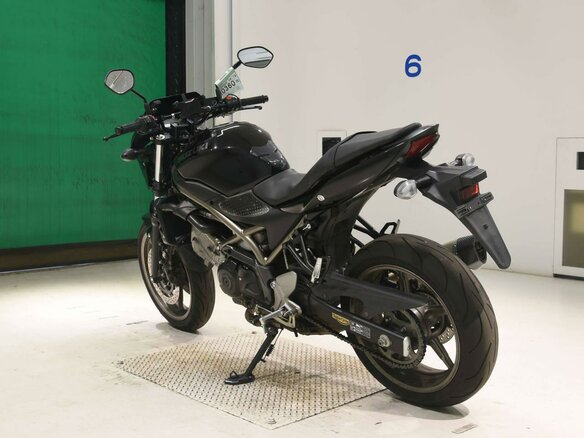 2024 Suzuki SV 650, чёрный, 647000 рублей - вид 5